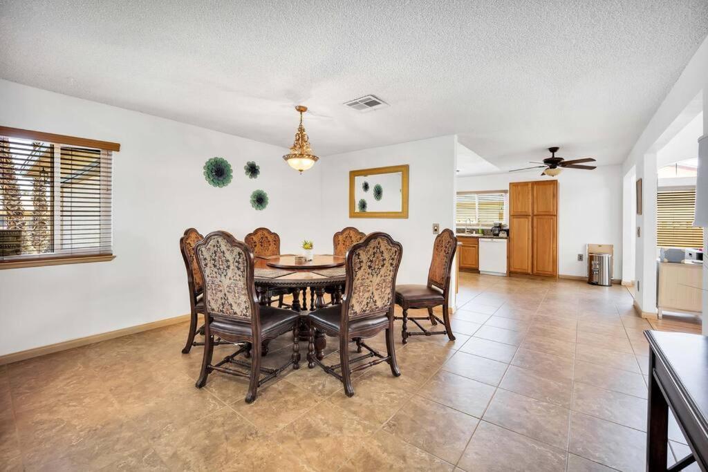 Centrally Located Spacious Vacation Hom 13 M Strip Las Vegas Extérieur photo